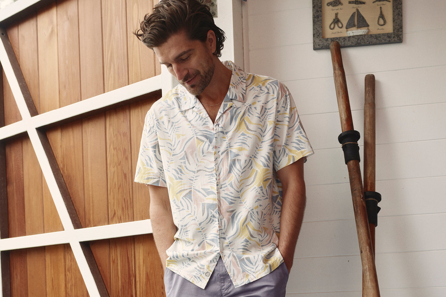 Men's Short & Long Sleeve Print Shirts | Barkers Men's Short & Long Sleeve Print Shirts | Barkers