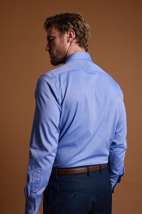 Barkers Saxon Texture Business Shirt in blue, tailored fit, additional view