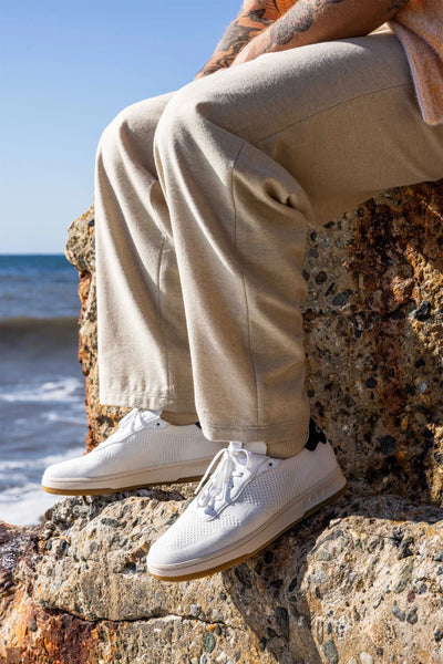 Clae - Malone Knit in white/black