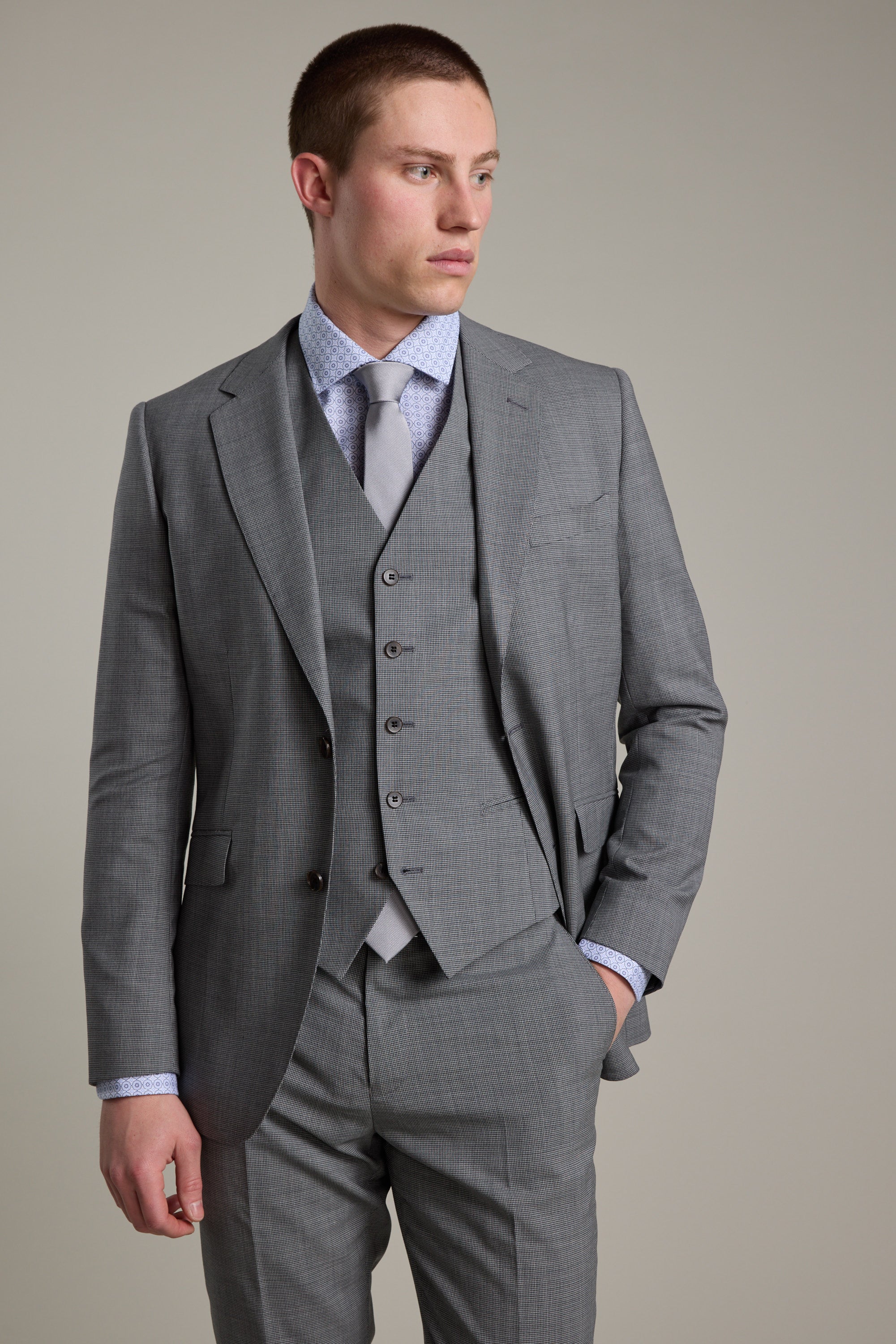 Barkers Henderson Waistcoat in grey, merino wool