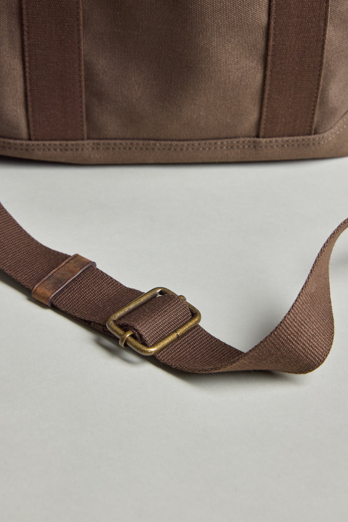 Brown strap with brass buckle for Barkers Foxton Canvas Convertible Tote or laptop bag.