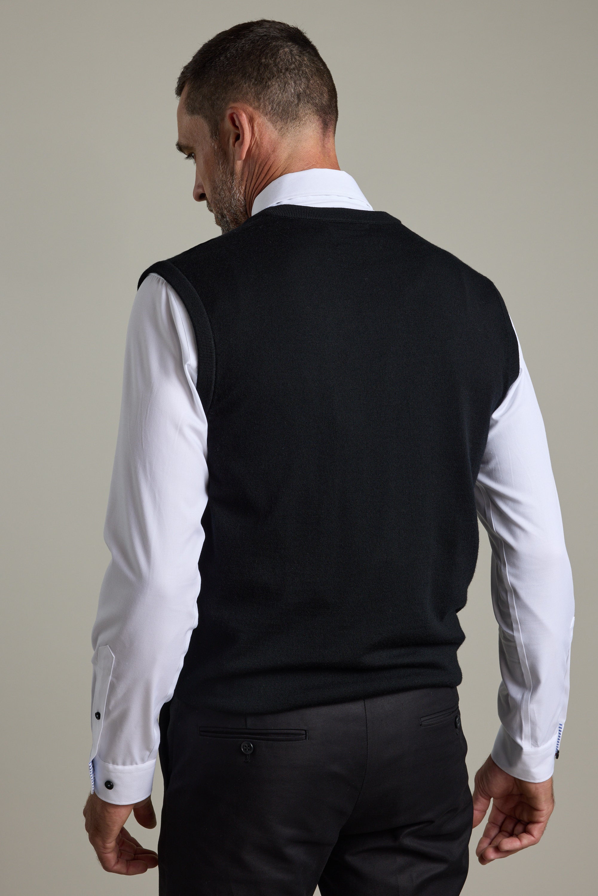 Shop Skyland ZQrx Merino Vest (BLACK) | Barkers
