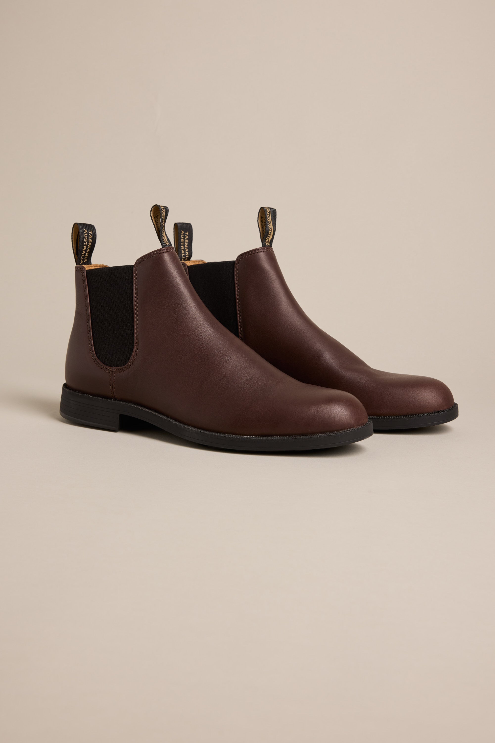 Blundstone Dress Chelsea Boots #1900 in chestnut