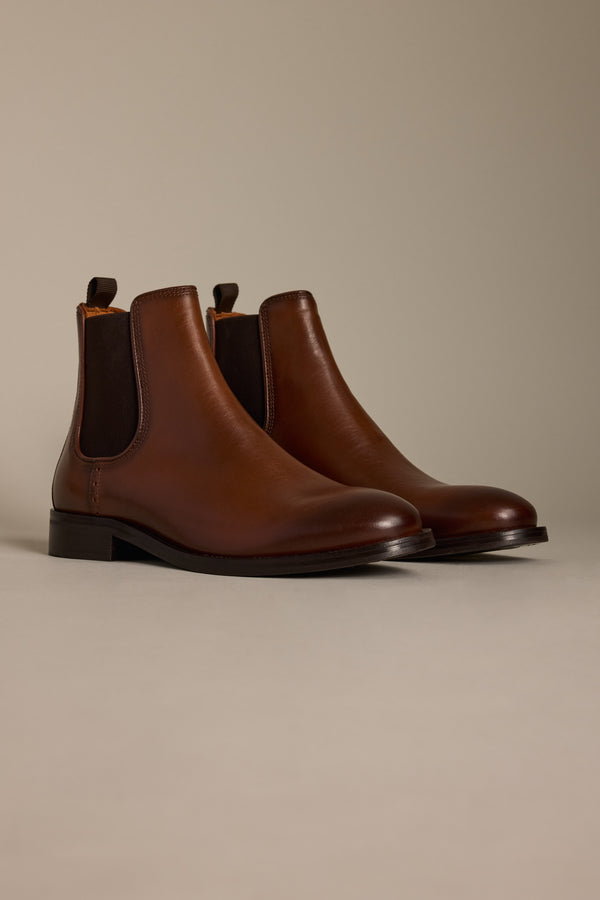 Barkers Peter Chelsea Boot in brown, leather