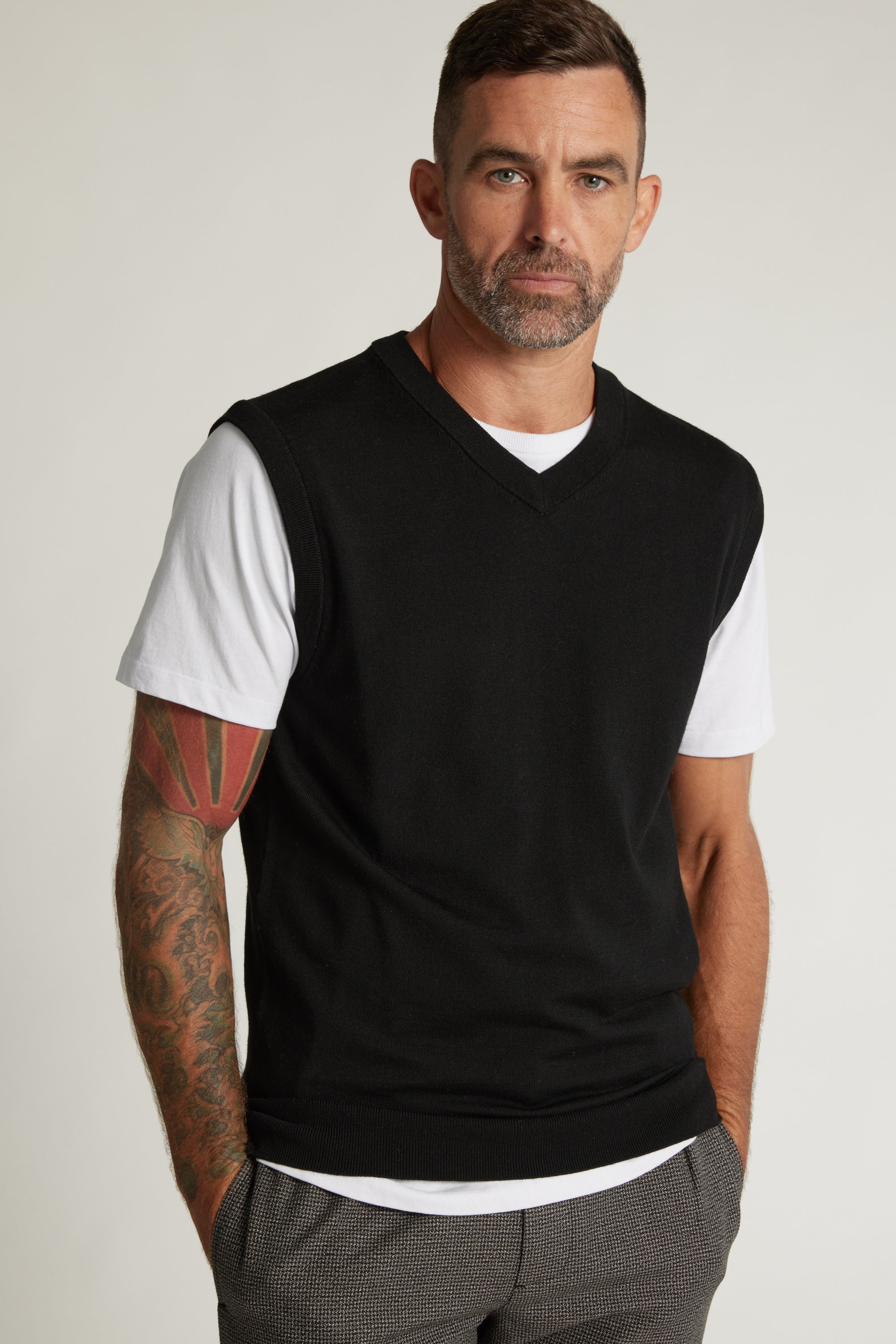 On Sale in Outlet - Skyland ZQrx Merino Vest, BLACK | Barkers NZ
